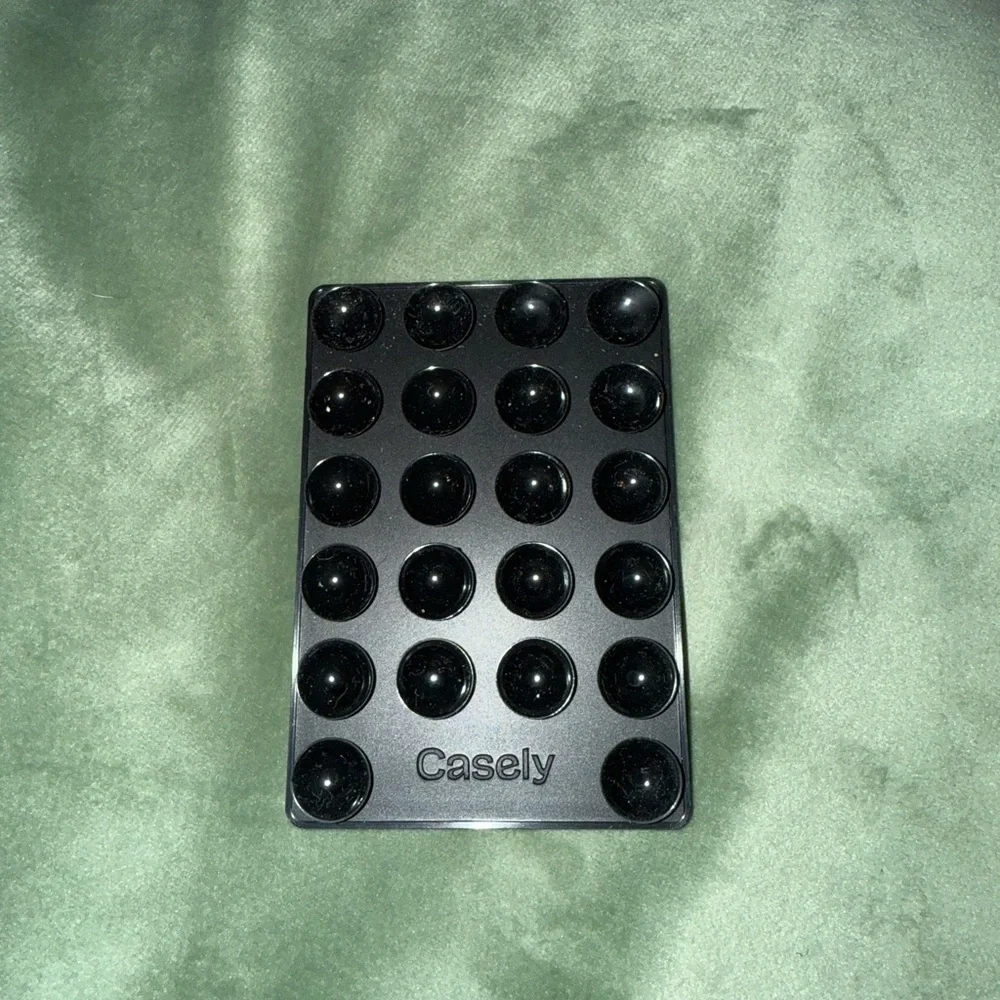 Casely Grippy Phone Mount - Black